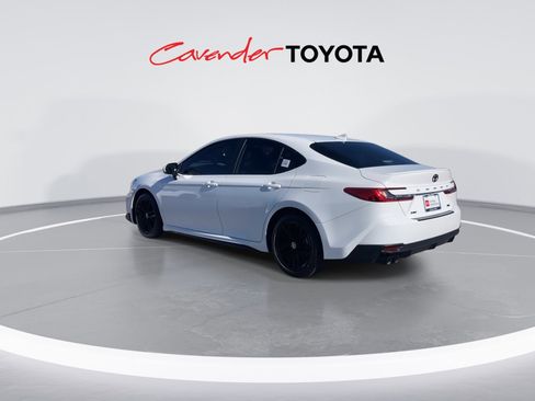 Certified 2025 Toyota Camry SE w/ Convenience Package image 6