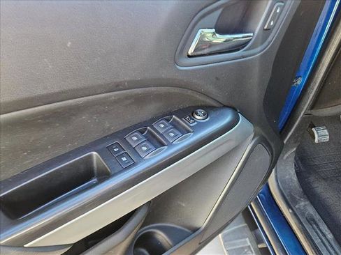 Used 2019 Chevrolet Colorado LT w/ LT Convenience Package image 14