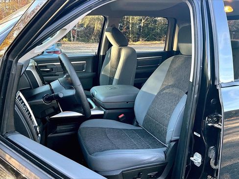 Used 2019 RAM 1500 Classic Warlock image 19