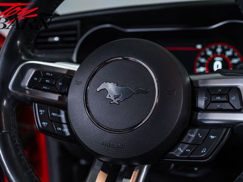 Used 2018 Ford Mustang GT Premium w/ GT Performance Package RWD image 29