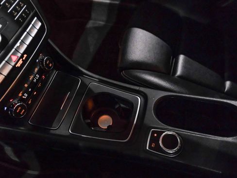 Used 2018 Mercedes-Benz GLA 250 4MATIC image 23