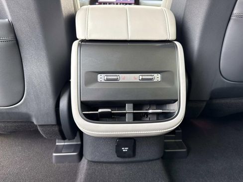 New 2026 Lincoln Nautilus Premier w/ Equipment Group 102A image 16