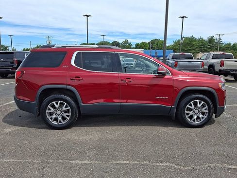 Used 2020 GMC Acadia SLT w/ LPO, Floor Liner Package AWD/4WD image 13