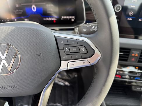 New 2026 Volkswagen Jetta SE FWD image 21