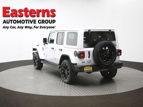 Used 2025 Jeep Wrangler Unlimited Sahara AWD/4WD image 65