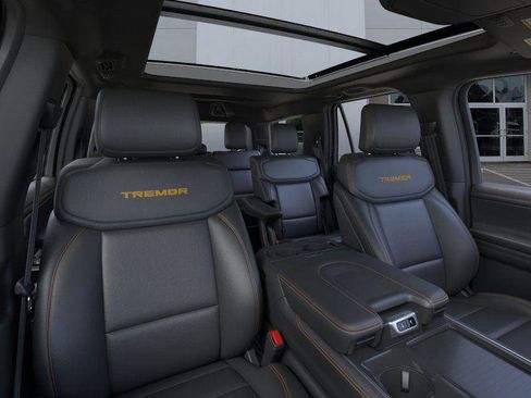 New 2025 Ford Expedition Tremor image 10