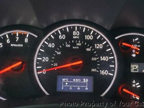 Used 2012 Nissan Quest S image 25