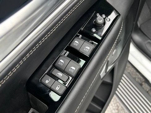 New 2026 Jeep Grand Wagoneer Limited AWD/4WD image 13