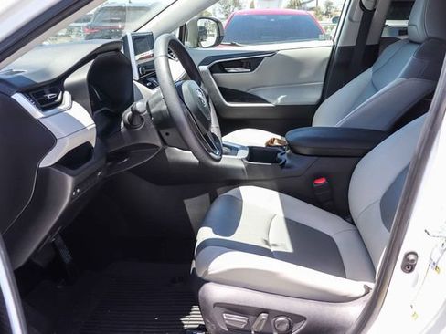 Used 2025 Toyota RAV4 XLE Premium FWD image 15