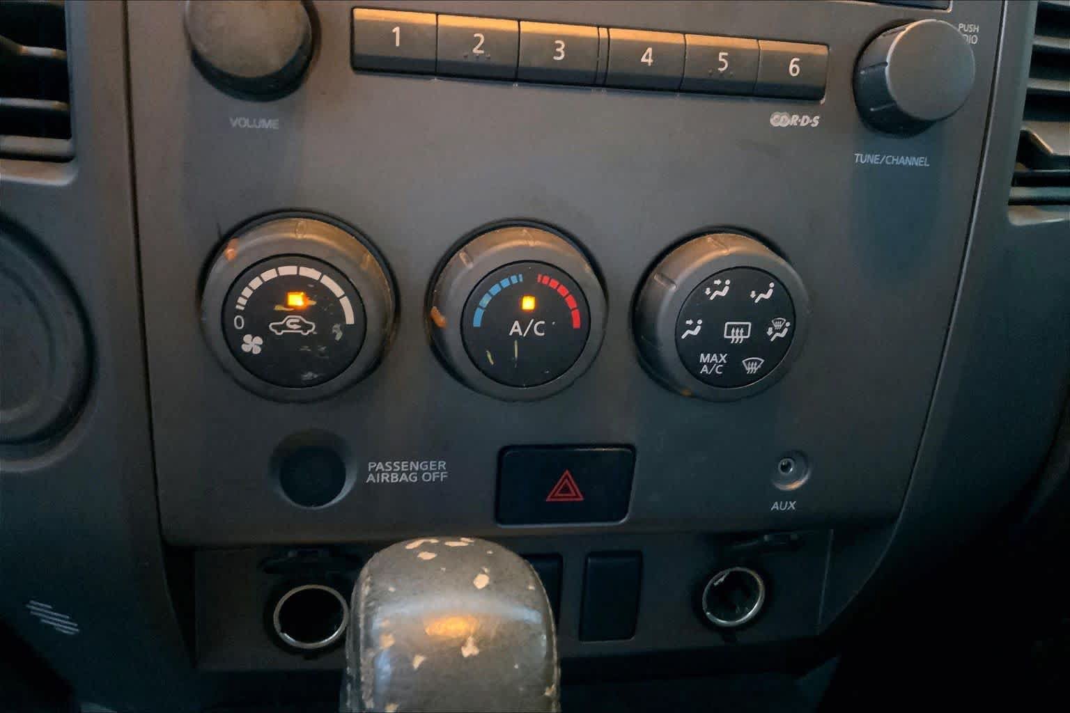 Used 2007 Nissan Titan SE RWD image 21