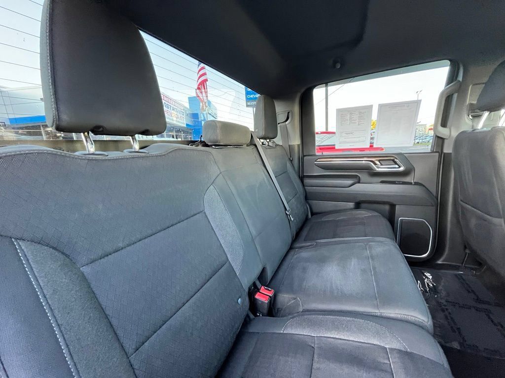 Used 2024 Chevrolet Silverado 3500 LT w/ Convenience Package AWD/4WD image 32