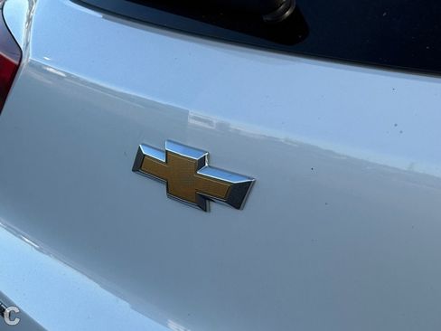 Used 2021 Chevrolet TrailBlazer LT w/ Convenience Package image 9