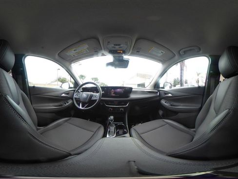 Used 2025 Buick Encore GX Preferred image 42