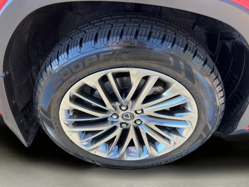 Certified 2022 Lexus RX 350L Luxury image 13