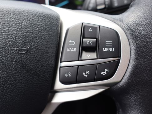 Used 2023 Ford Explorer XLT w/ Equipment Group 202A image 20