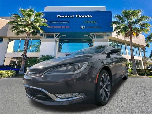 Used 2016 Chrysler 200 C image 9
