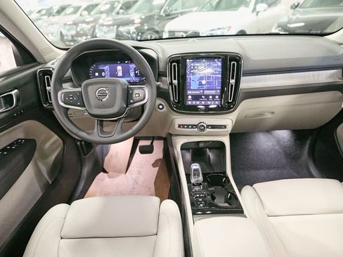 New 2026 Volvo XC40 B5 Plus w/ Climate Package image 17