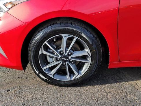 Used 2023 Kia Forte LXS image 5