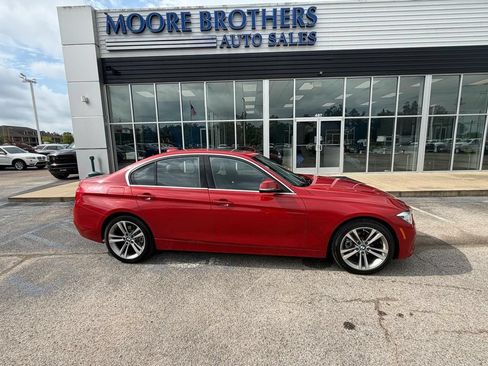 Used 2017 BMW 330i xDrive Sedan AWD/4WD image 1