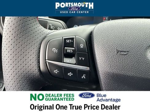 Used 2024 Ford Escape ST-Line Elite w/ Premium Technology Package image 23