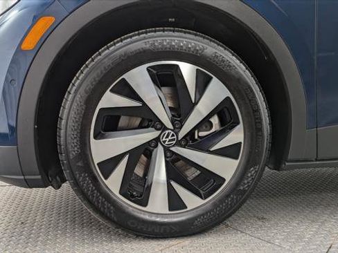 Used 2023 Volkswagen ID.4 Pro image 29