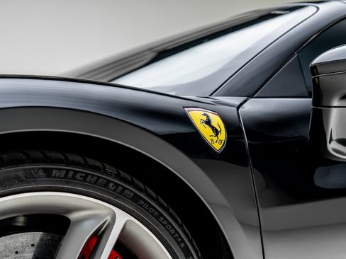 Used 2024 Ferrari 296 GTS RWD image 27