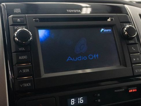 Used 2013 Toyota Tacoma 4x4 Double Cab w/ TRD Off-Road Pkg image 12