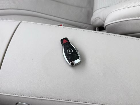 Used 2017 Mercedes-Benz S 550 4MATIC Sedan image 71