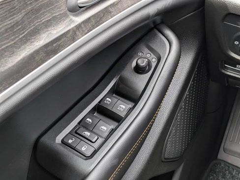 New 2026 Jeep Grand Cherokee L Limited AWD/4WD image 21