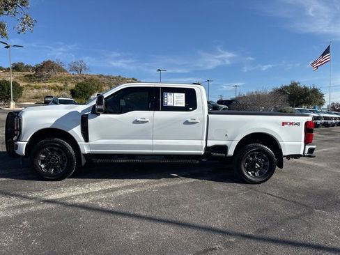 Used 2024 Ford F250 Lariat w/ Sport Appearance Package image 9