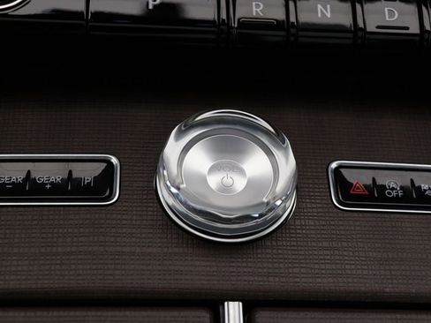 Used 2025 Lincoln Navigator Reserve AWD/4WD image 26