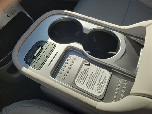 New 2026 Hyundai Ioniq 9 SEL image 13