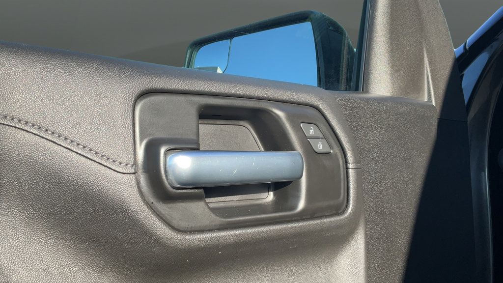 Certified 2021 Chevrolet Silverado 1500 RST AWD/4WD image 28