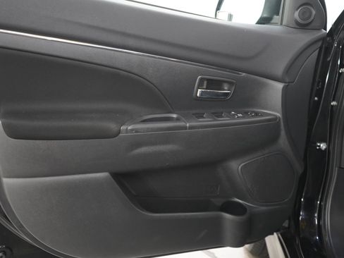 Used 2020 Mitsubishi Outlander Sport ES AWD/4WD image 18