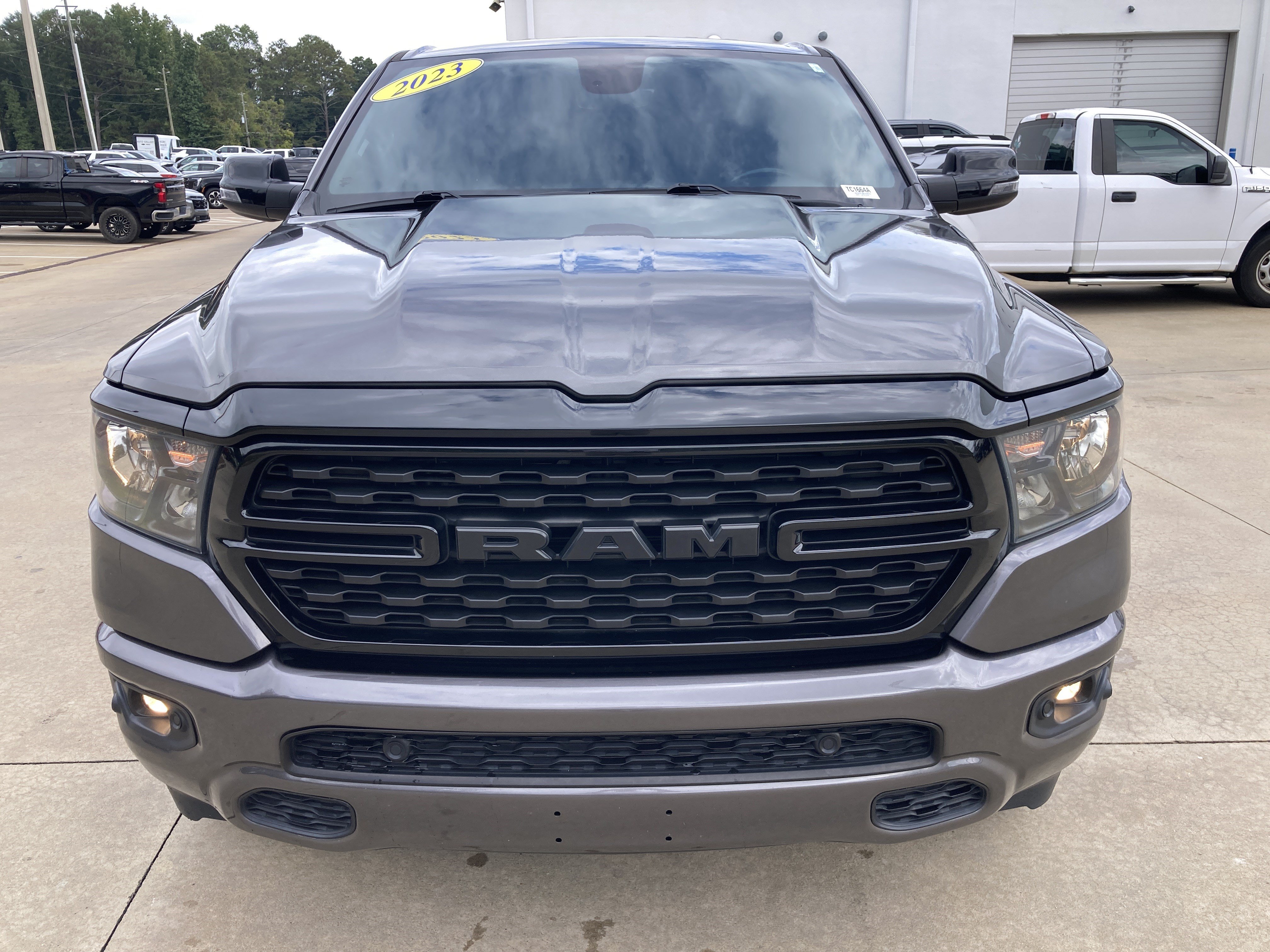 Used 2023 RAM 1500 Big Horn AWD/4WD image 2