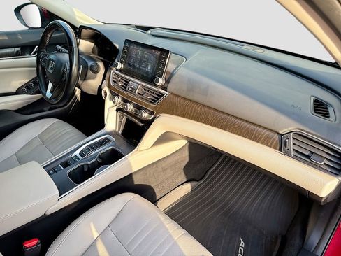 Used 2022 Honda Accord Touring image 26