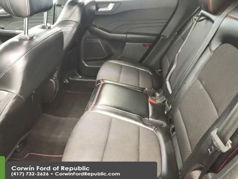 Used 2023 Ford Escape ST-Line image 23