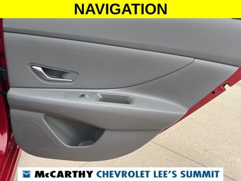 Used 2023 Hyundai Elantra SEL w/ Convenience Package image 29