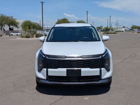 Certified 2026 Kia Sportage LX FWD image 8