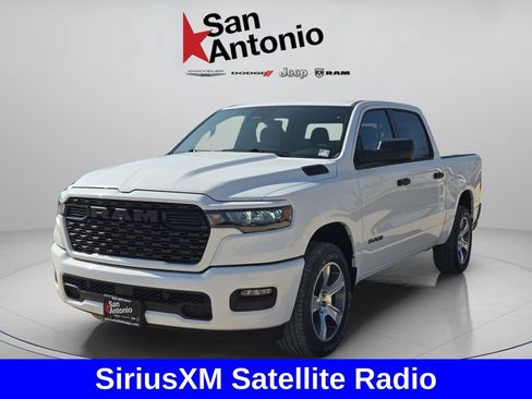 New 2026 RAM 1500 Express AWD/4WD image 4