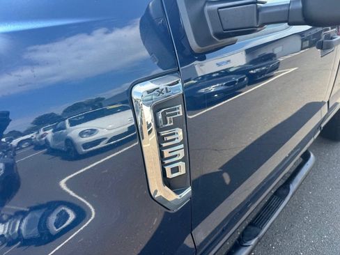 Used 2019 Ford F350 XL w/ Power Equipment Group AWD/4WD image 9