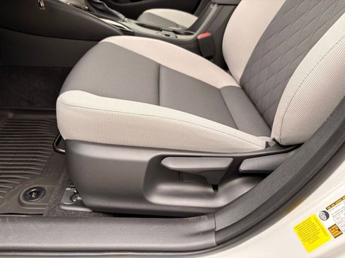 Used 2026 Toyota Corolla LE image 23