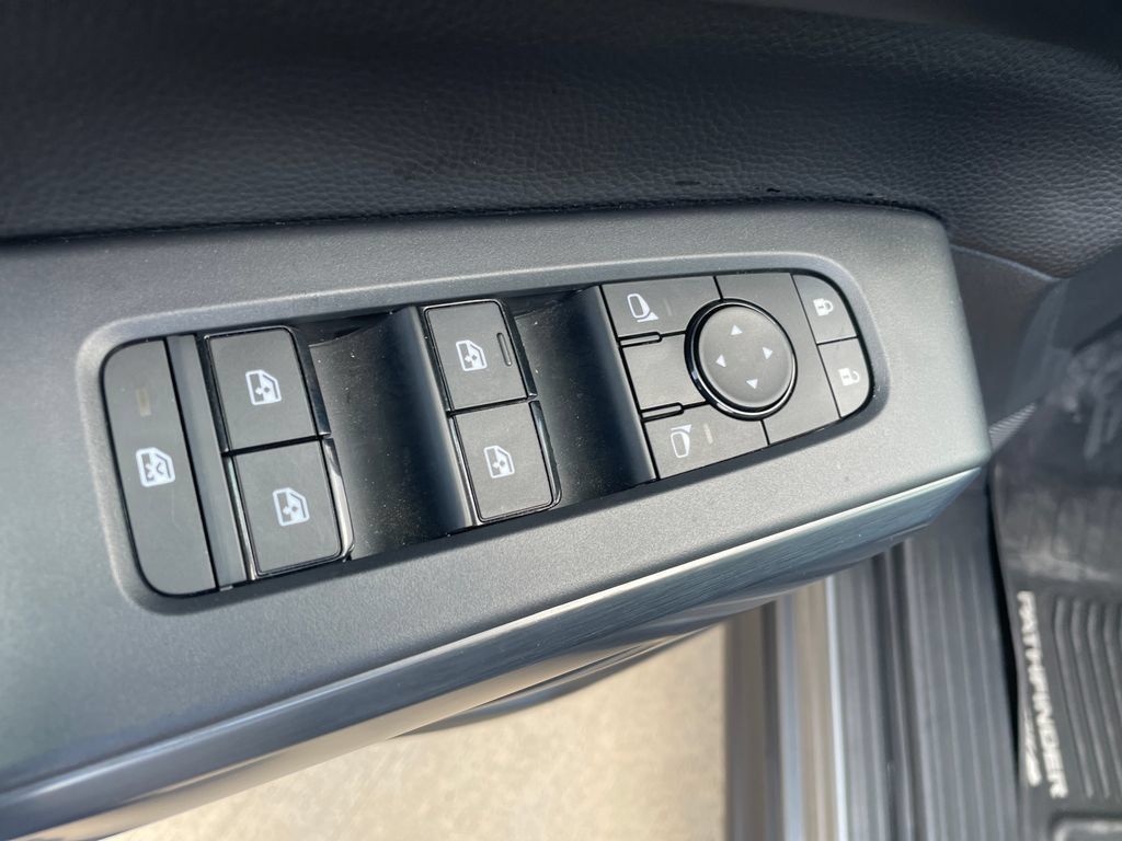 Certified 2025 Nissan Pathfinder Rock Creek AWD/4WD image 22