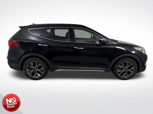 Used 2018 Hyundai Santa Fe Sport w/ 2.0T Ultimate Tech Package 05 AWD/4WD image 2