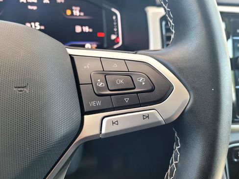 Used 2023 Volkswagen Atlas SE AWD/4WD image 30