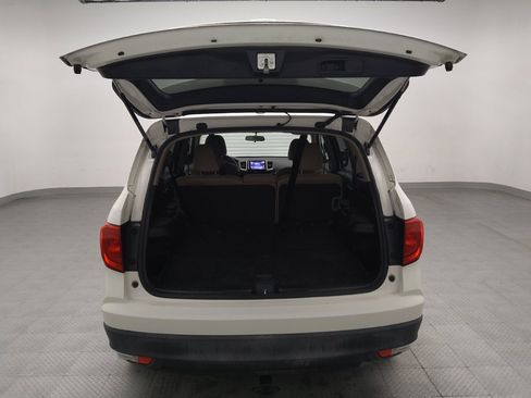 Used 2017 Honda Pilot EX image 29