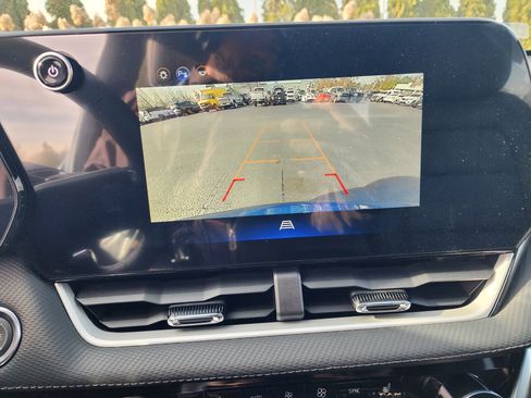 New 2026 Chevrolet Equinox LT w/ Convenience Package II image 33