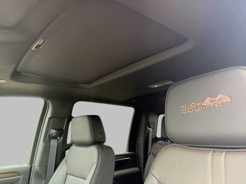 New 2026 Chevrolet Silverado 3500 High Country w/ High Country Premium Package AWD/4WD image 18