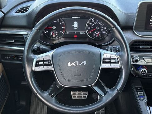 Used 2022 Kia Telluride SX w/ SX Prestige Package image 13