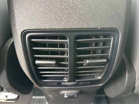 Used 2018 Ford Escape SE w/ SE Sync 3 Package image 43